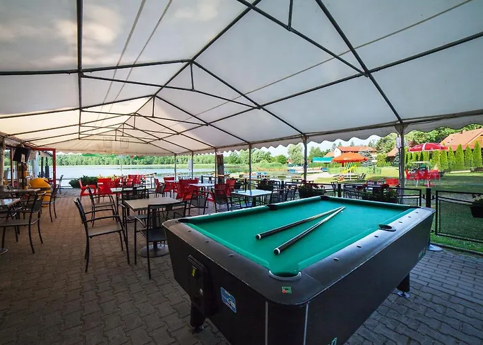 Lodge Letnisko Zalesie - W Samym Sercu Warmii I Mazur Rentyny